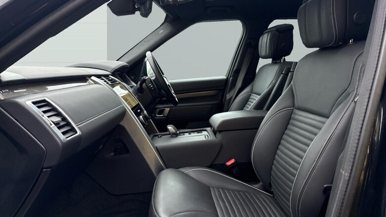 Land Rover Discovery 3.0 D300 Metropolitan Edition 5dr Auto Diesel Station Wagon